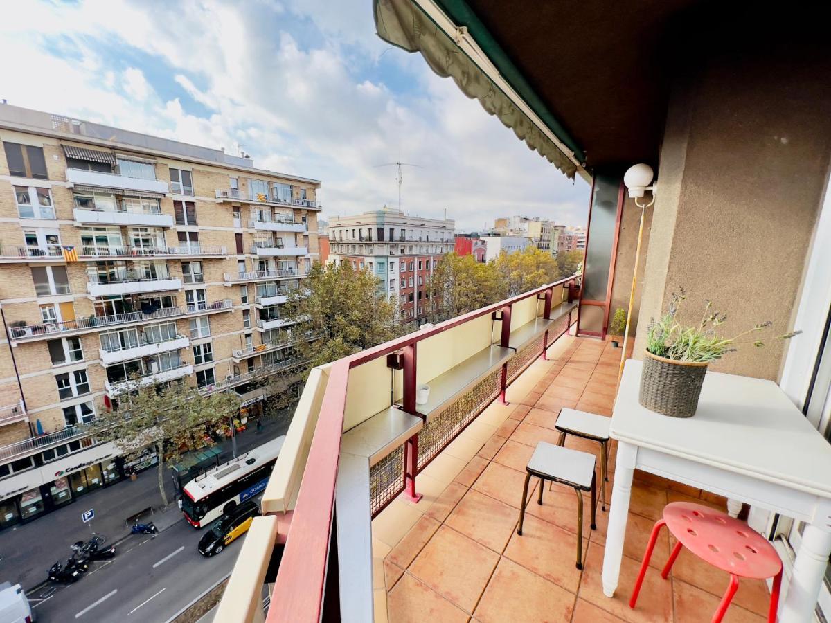 Your Second Home In Barcelona With Private Room And Private Bathroom Close To Montjuic, Pl Espana, La Rambla, Ferry Port エクステリア 写真