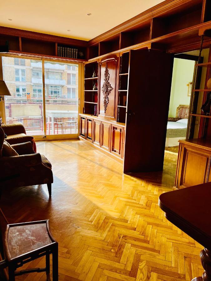Your Second Home In Barcelona With Private Room And Private Bathroom Close To Montjuic, Pl Espana, La Rambla, Ferry Port エクステリア 写真