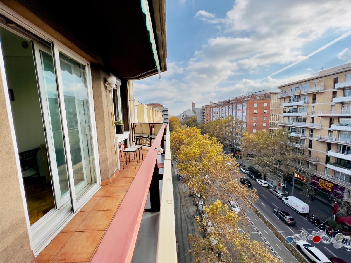 Your Second Home In Barcelona With Private Room And Private Bathroom Close To Montjuic, Pl Espana, La Rambla, Ferry Port エクステリア 写真