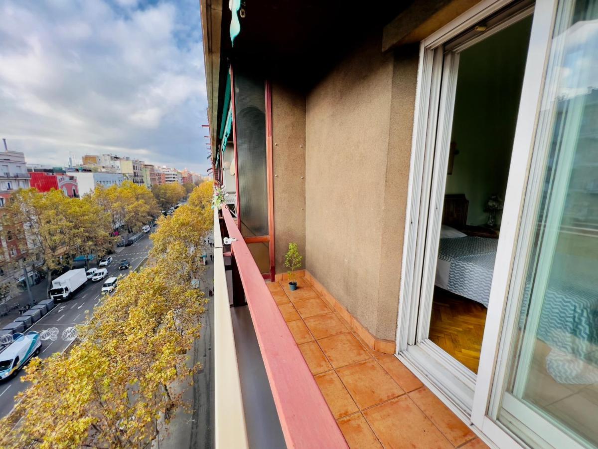 Your Second Home In Barcelona With Private Room And Private Bathroom Close To Montjuic, Pl Espana, La Rambla, Ferry Port エクステリア 写真